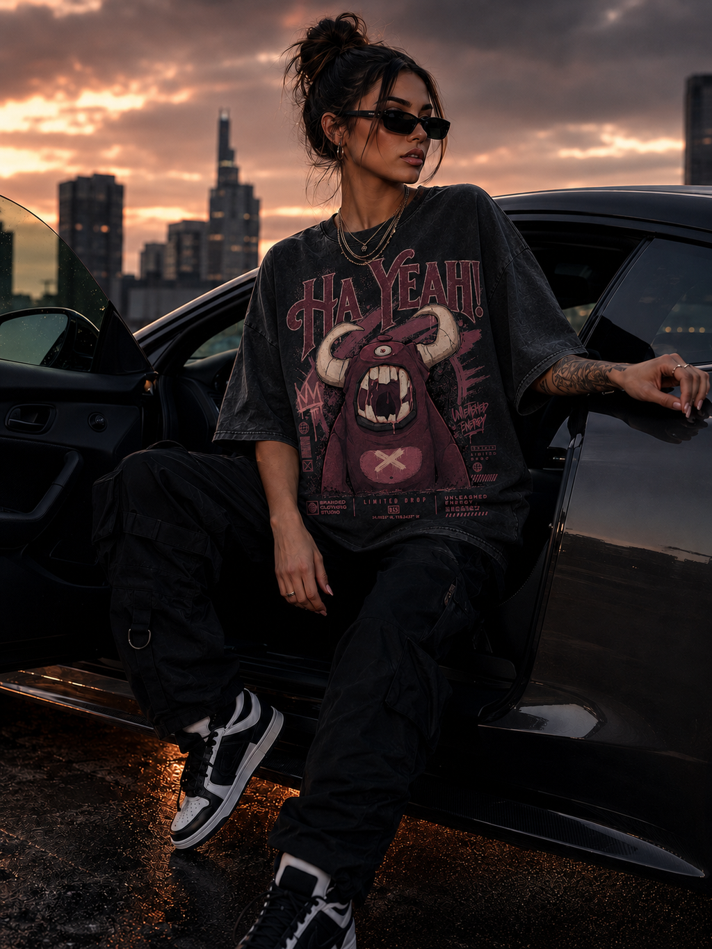 Distressed-T "Woman Love Cars"