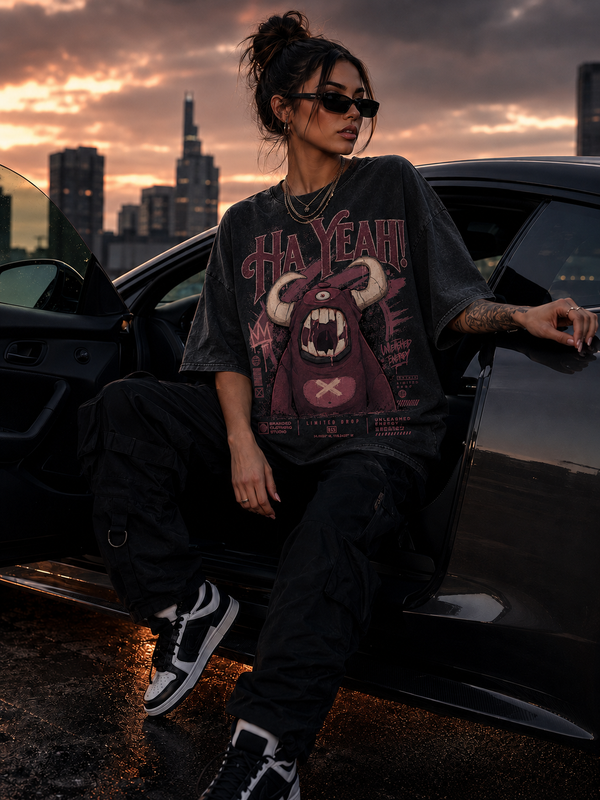 Distressed-T "Women Love Cars" T-Shirt